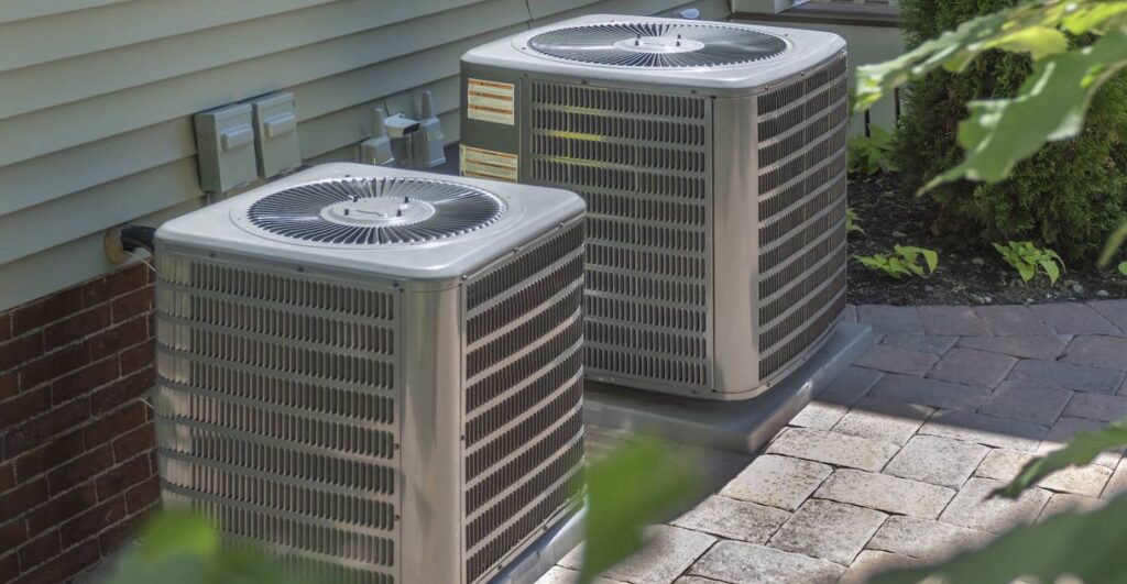 San Diego AC installation: Outdoor condenser unit